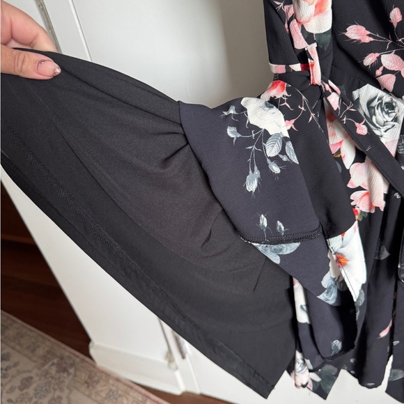 City Chic Black and White Sweetheart Romper - Picture 6 of 7